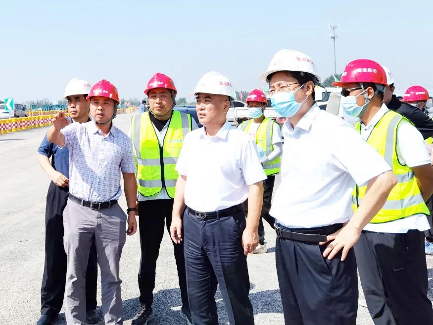 河北省交通運輸廳黨組成員、副廳長侯智敏深入石家莊東站、南站改建工程項目檢查指導(dǎo)工作